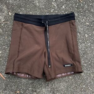 Bandit Running Women’s Cadence Half Tights shorts. Medium